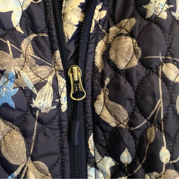 Lands End Packable Primaloft Insulated Blue Floral Jacket Size M (10/12) - Picture 7 of 9